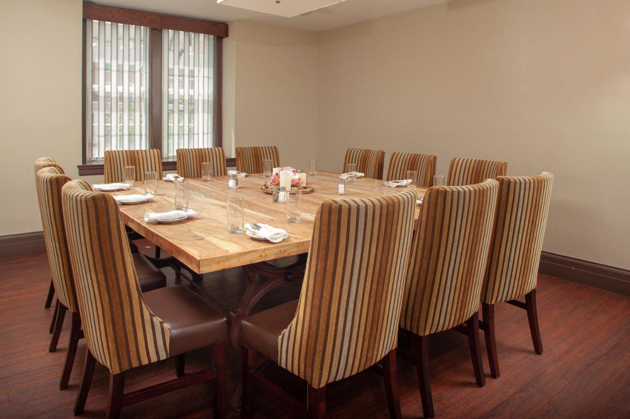 ווית'וויל The Bolling Wilson Hotel מראה חיצוני תמונה