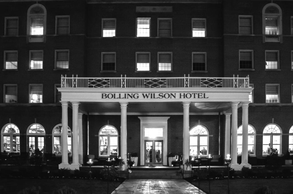 ווית'וויל The Bolling Wilson Hotel מראה חיצוני תמונה